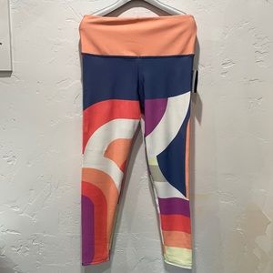 Onzie Flow Curve Leggings